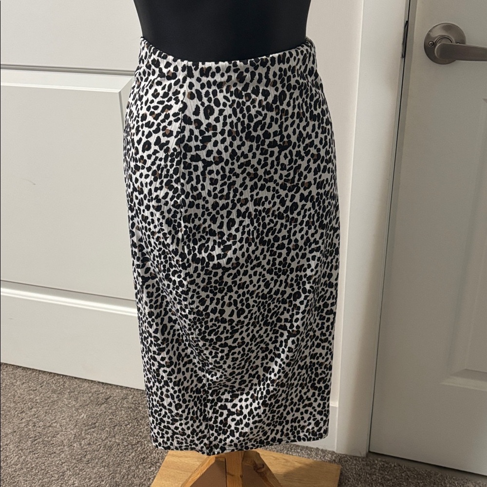 $8 ADD ON PrettyLittleThing Midi Pencil Skirt